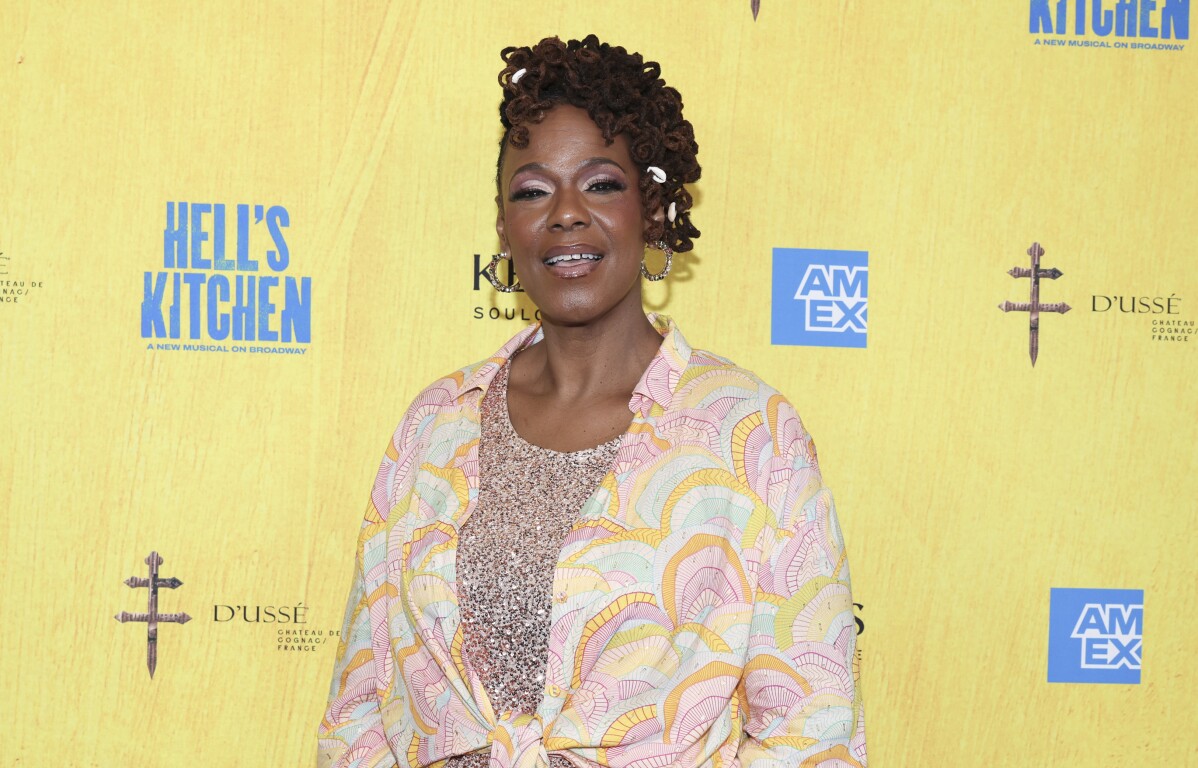 Kecia Lewis em Hell's Kitchen da Broadway entrega a alma e conquista uma indicação ao Tony Award